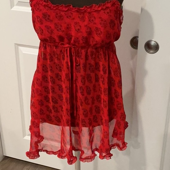 Victoria’s Secret Red Paisley Women's Babydoll Ruffle Nightgown Size Medium - Picture 4 of 9
